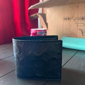 Coach bi fold wallet